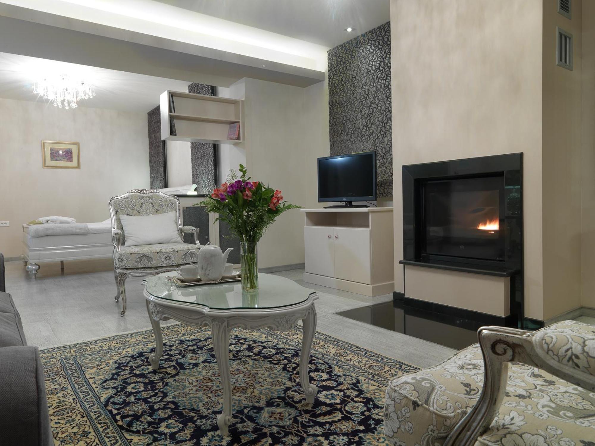 Hondos Classic Hotel & Spa Nestani Chambre photo